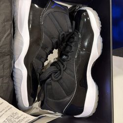 Deadstock Jordan 11 Space Jam 2016 New With Receipt
