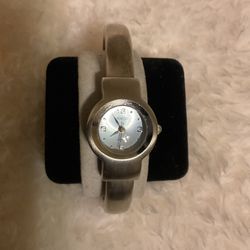 Vintage Stainless Steel Bangle Bracelet Watch(OVERLOAD)