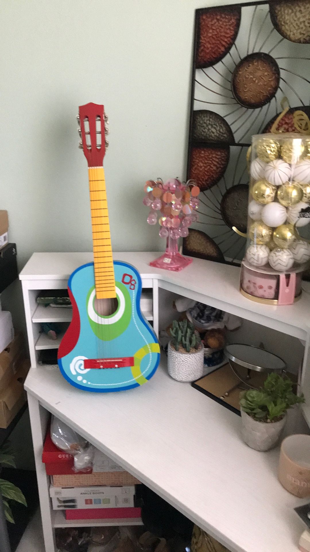 Six Strings Guitar