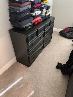 Black 10 Drawer Dresser