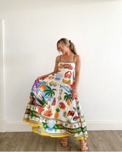 Women tropi dress new size small