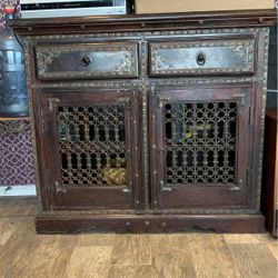 Gorgouse Authentic Antique Dresser 40.5’’ x 18”