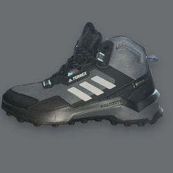 Adidas - AX4 Boot (women’s) 