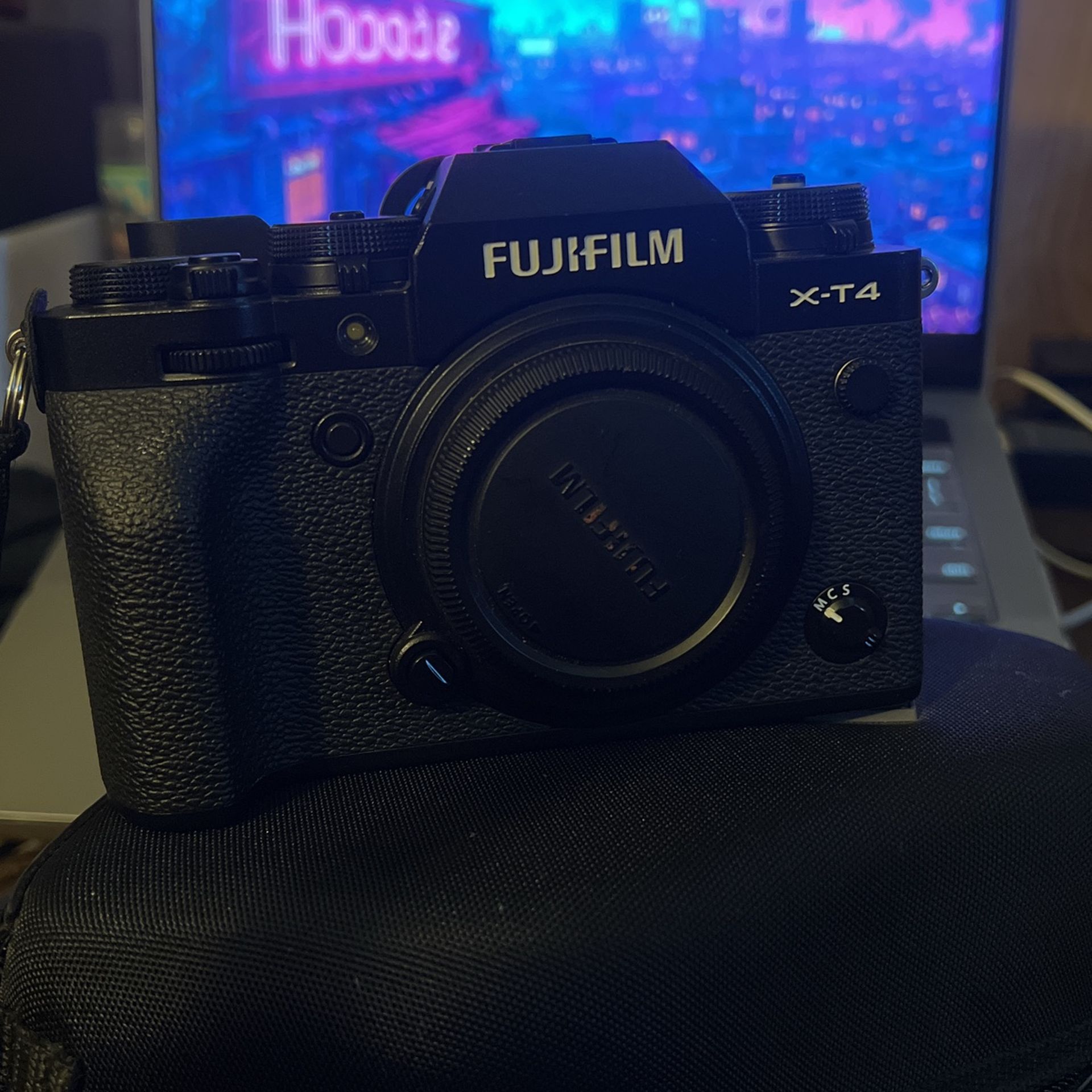 Fujifilm X-T4 (Body Only)