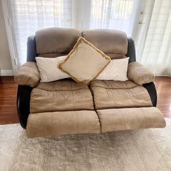 Tan 2 Seats Couch/Recliner 