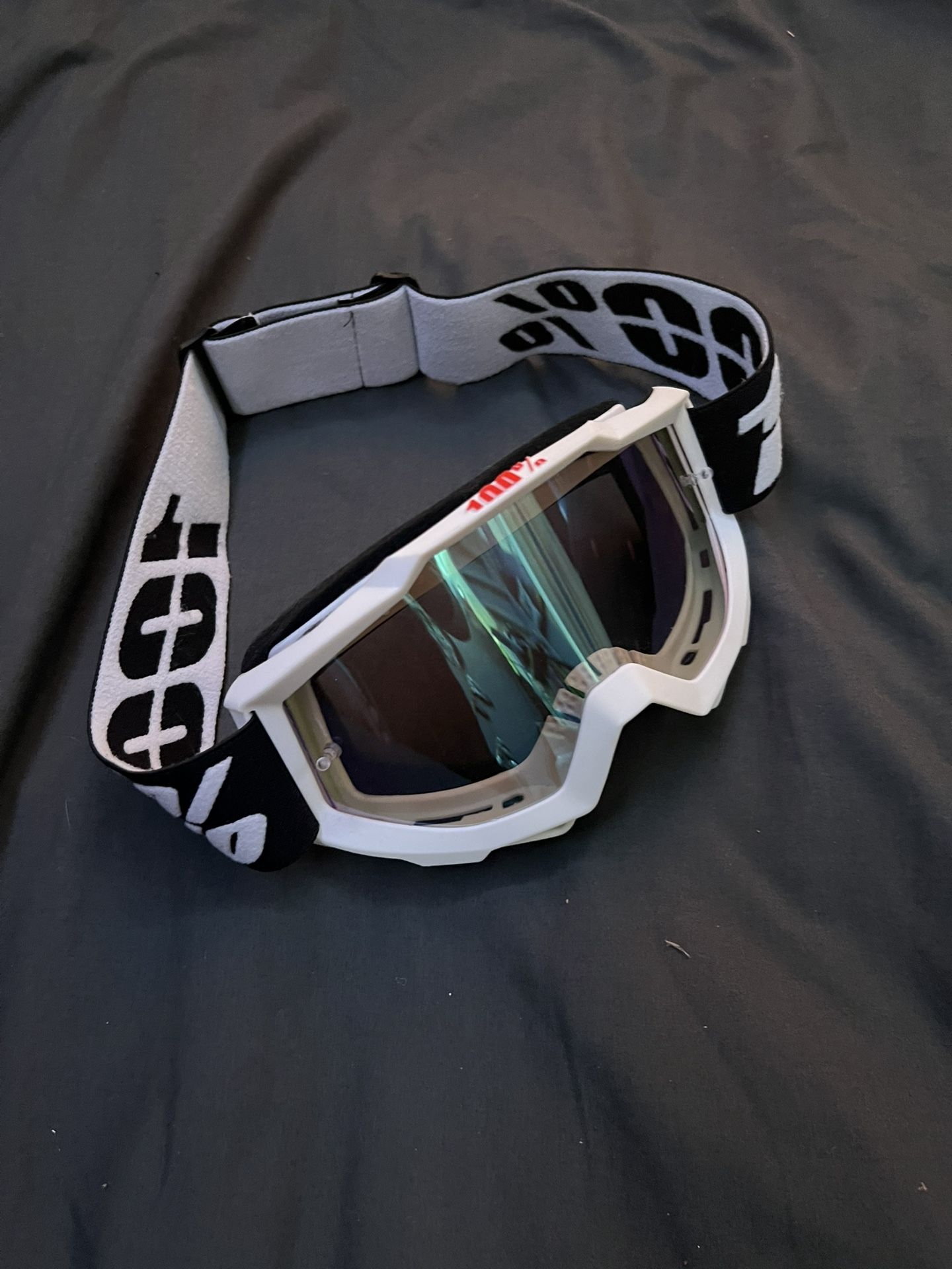 100% Dirt bike Goggles