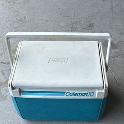 Vintage Coleman Cooler 