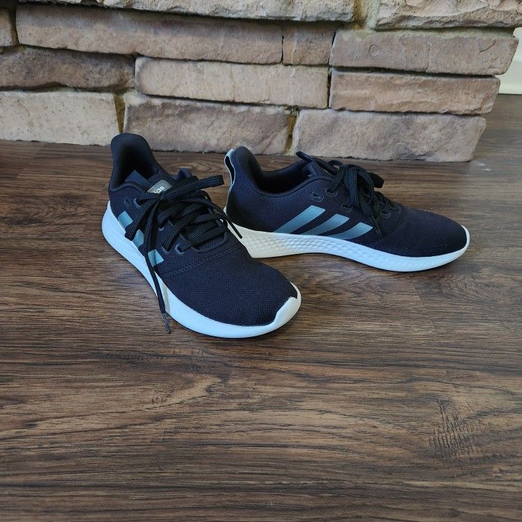 Womens ADIDAS  SIZE 10 