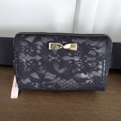 New VS Lace Make Up Bag