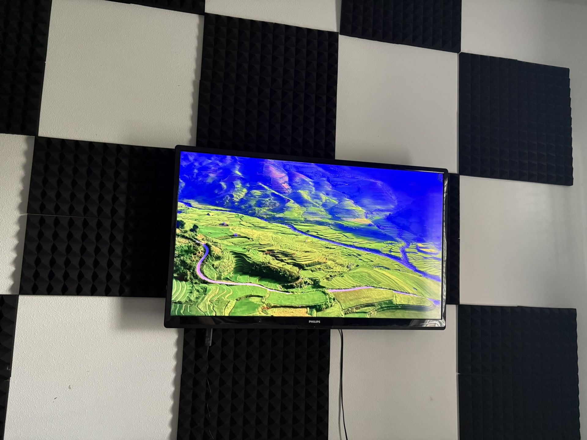 Phillips 50” Smart TV