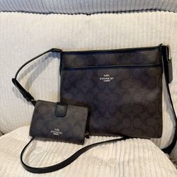 Coach Crossbody Purse With Wallet