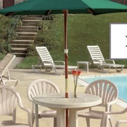 Patio / Pool Umbrella 9’ Wood 