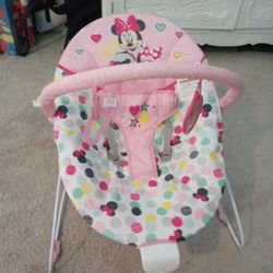 Minnie Mouse Bouncer 
