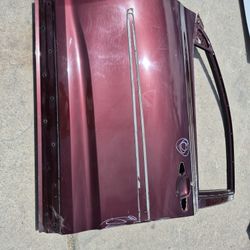 Toyota Highlander Left Door Oem