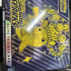 Pokémon TCG: Scarlet & Violet—Surging Sparks Elite Trainer Box
