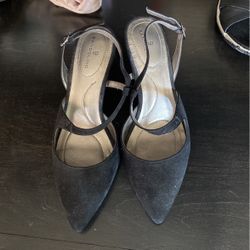Bandolino 6 1/2 Size Black Heels