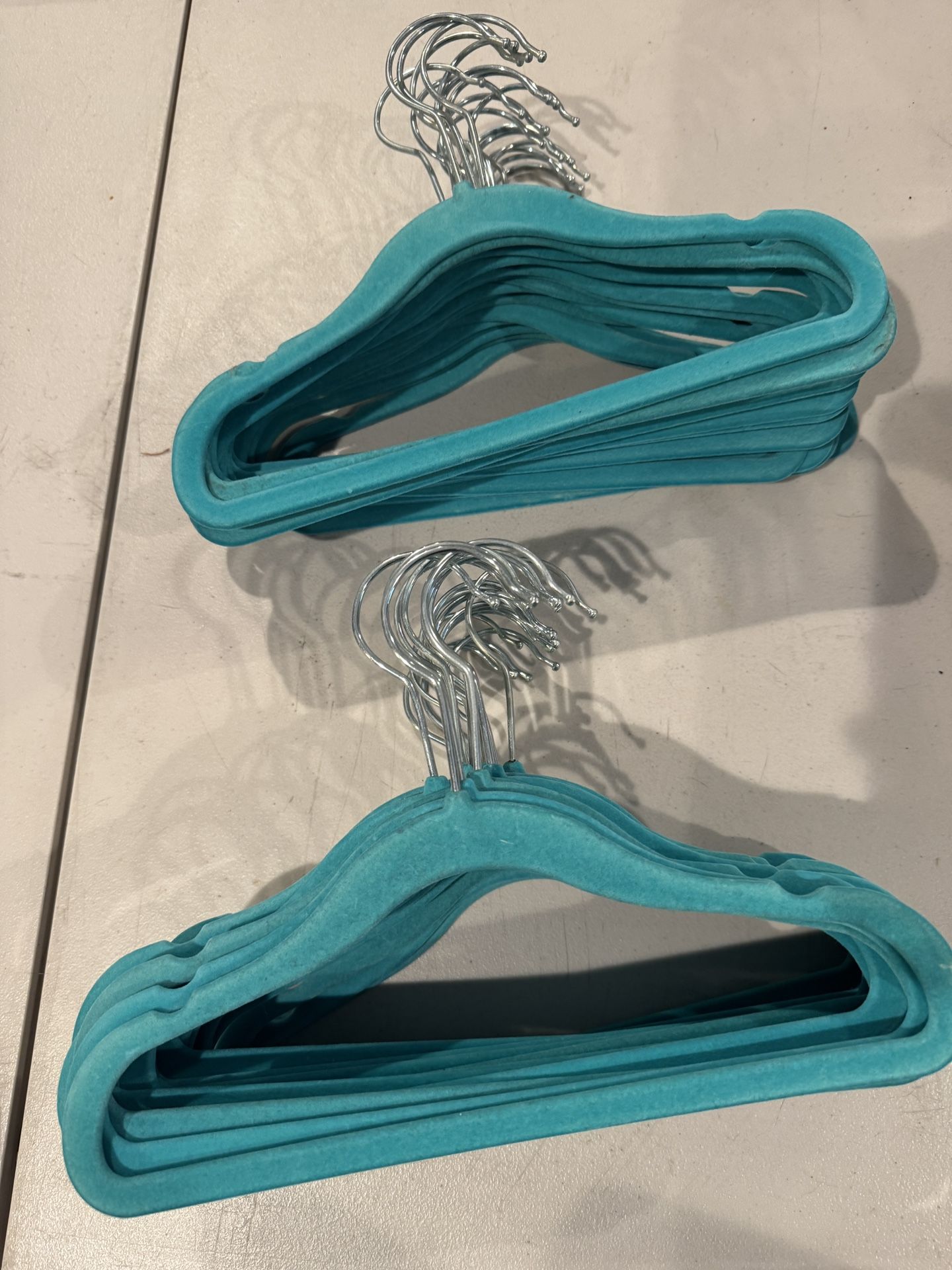 38 Soft Child Hangers