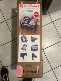 Brand new baby trend deluxe