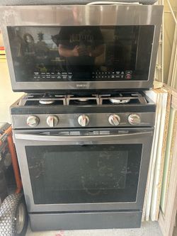 Stove and Microwave- Samsung