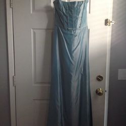 Prom dress. Size 6 new with tags
