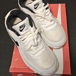 Nike Air Max 90 Size 7y DC9198-100 White/Black Women 8.5
