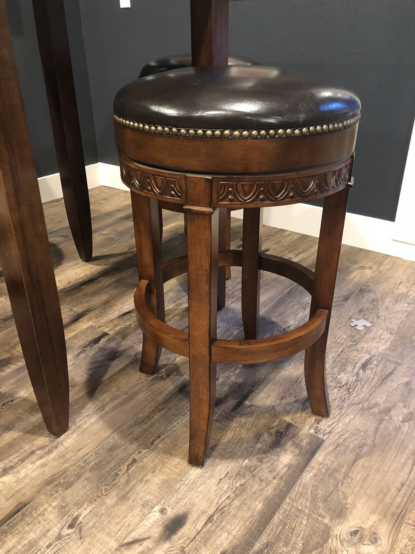 Bar Stools & Pub Table for Sale in Woodinville, WA OfferUp