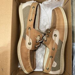 Womens Too Siders Size 9