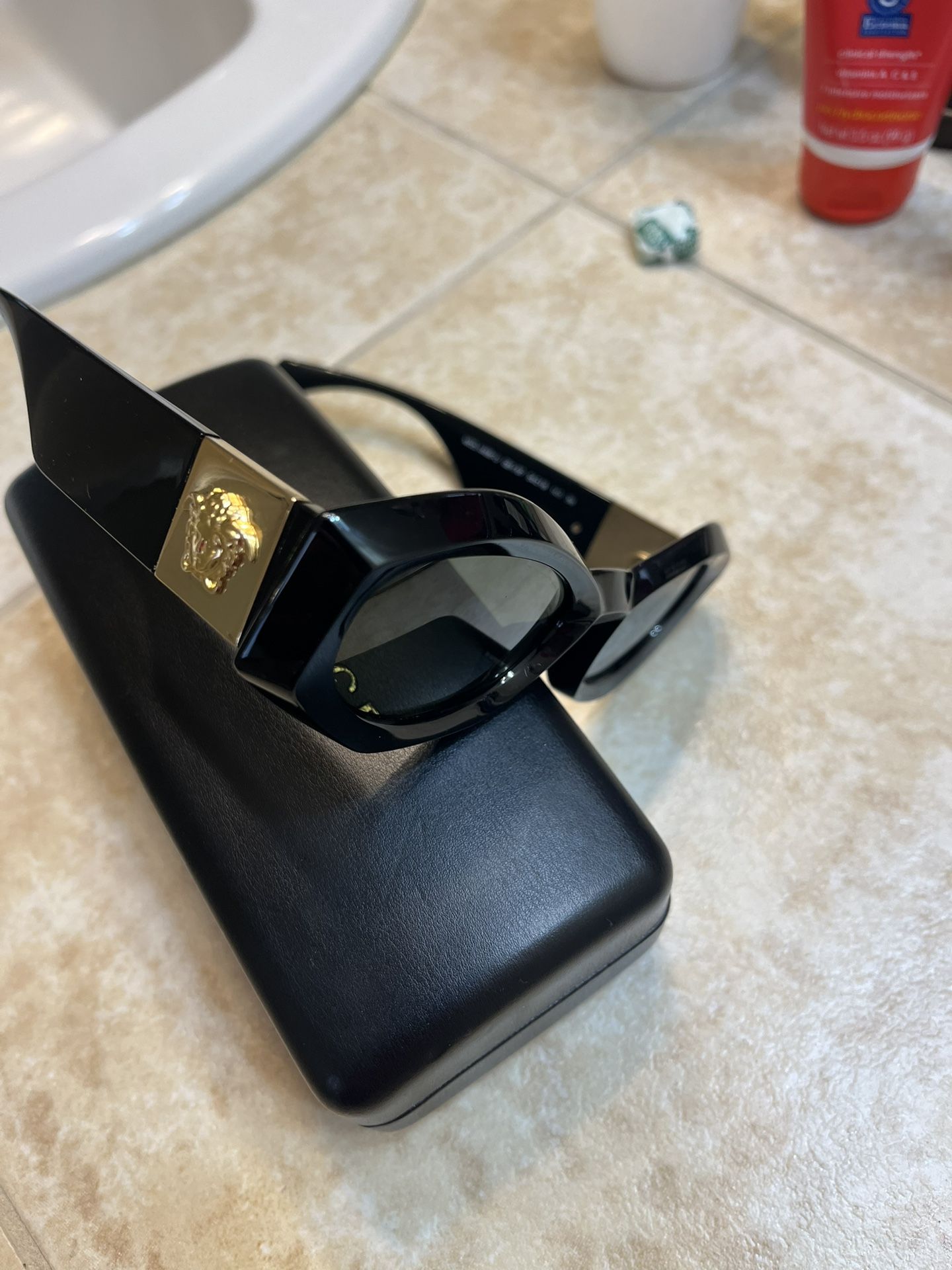 Sun Glasses