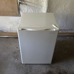 Used Insignia Fridge 