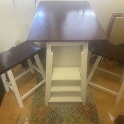 Small Kitchen Table And Chairs 