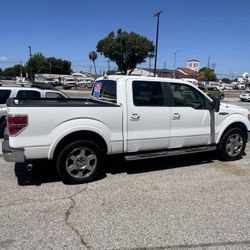 2009 Ford F150 lariat Super Crew 4 Door