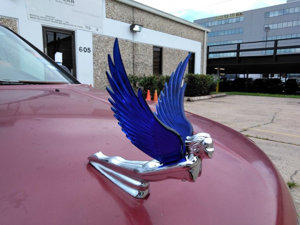 Chrome/Blue Wings Flying Lady Hood Ornament