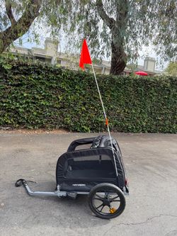 Bike trailer for dog