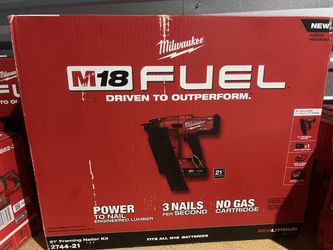 New Milwaukee Fuel 21 Degree Framing Nailer With 2-5.0 Redlithium Batteries & Charger 