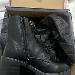 Womens Size 6 Boots