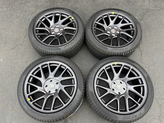 18” Tesla Model 3 Wheels & Tires Package Brand New 0 Miles Package +TPMS 18” Tesla 3 Photon Rims
