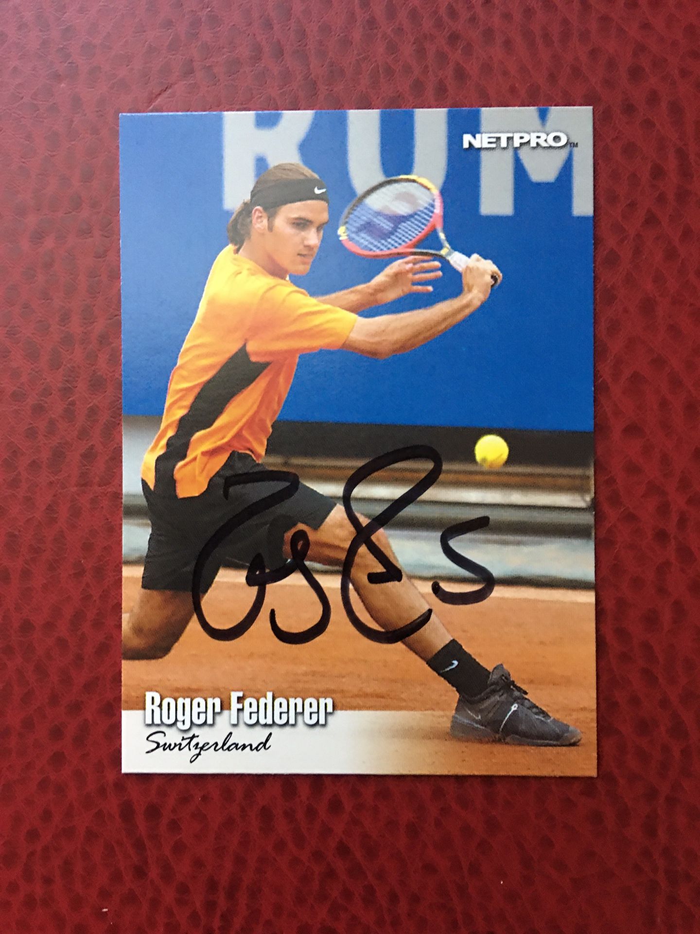 Autograph Card Signed By Tennis Star Roger Federer.