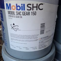 Mobil Synthetic Lubricant  Gear 150