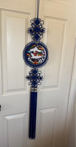 Lucky knots wall hanging