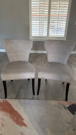 2 Single Chairs