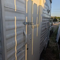 Camper