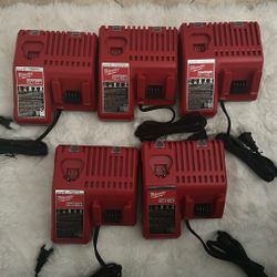  X5 MILWAUKEE CHARGER M12/M18  (contact info removed)2 