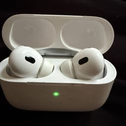 Apple Airpods Pro 2 Under Warranty