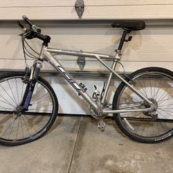 GT Avalanche Mountain bike 
