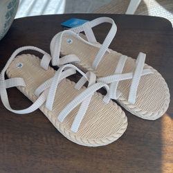 New Sandals Size 9