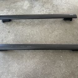 Yakima Jet stream Crossbars 50” + Timberline Towers