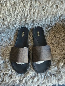 Michael Kors Slide Sandals size 11