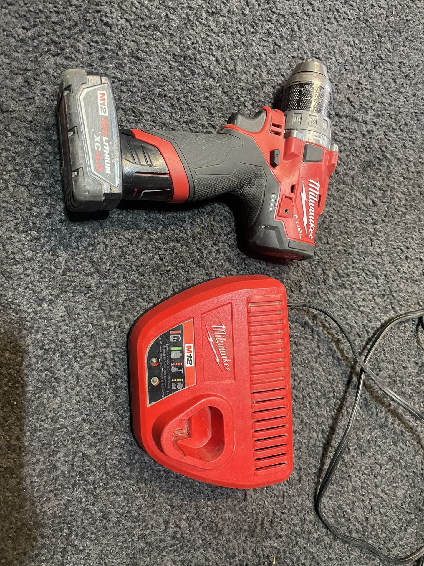 Milwaukee M12 Hammer Drill/Driver