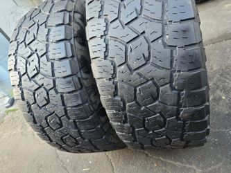 only 2 used tired Lt33x12.50r17 Toyo  AT11 Open Country $150.00 all