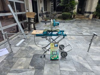 Makita Miter Saw with Rolling Stand